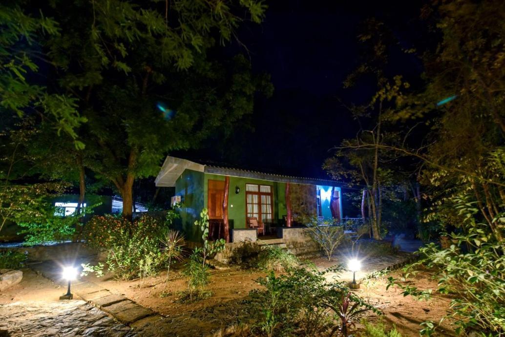 Jays Holiday Resort Хабарана Екстер'єр фото
