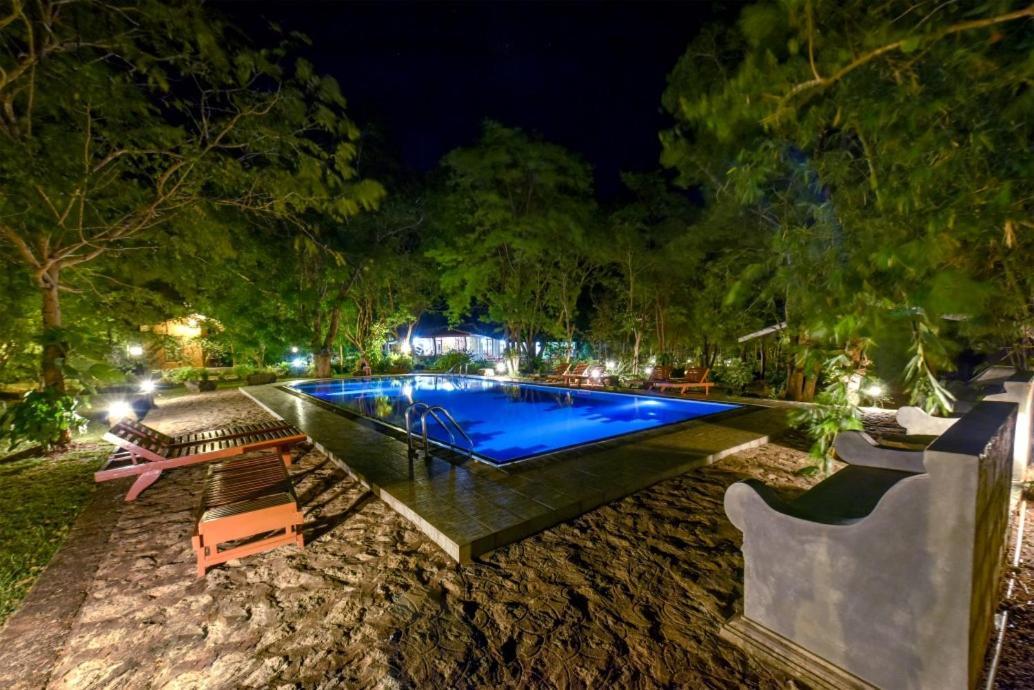 Jays Holiday Resort Хабарана Екстер'єр фото