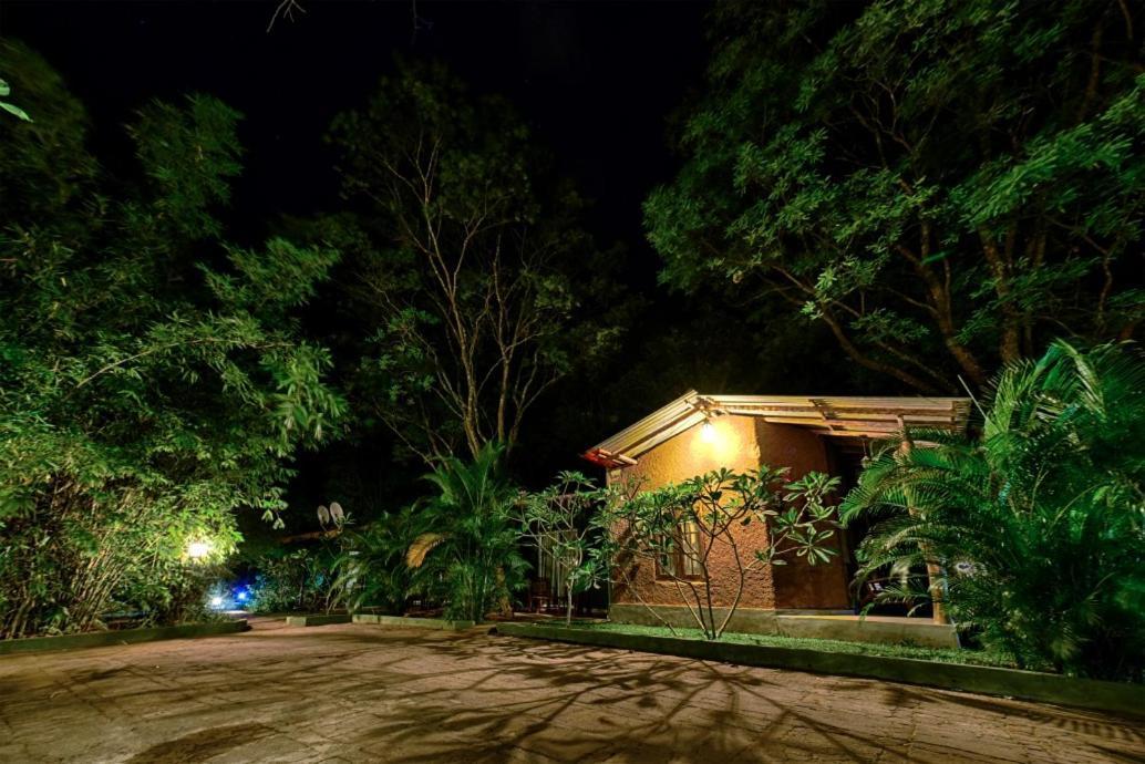 Jays Holiday Resort Хабарана Екстер'єр фото